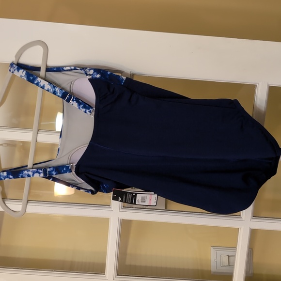 Speedo swimsuit - Picture 3 of 9